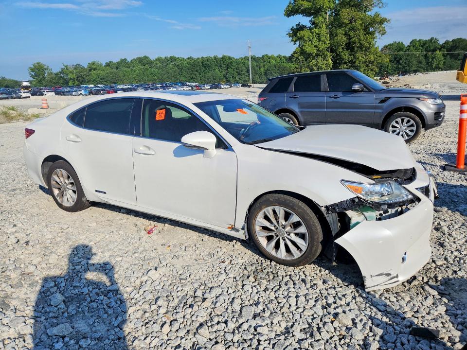 Photo 4 from auction – 2015 LEXUS ES with VIN JTHBW1GGXF2089183