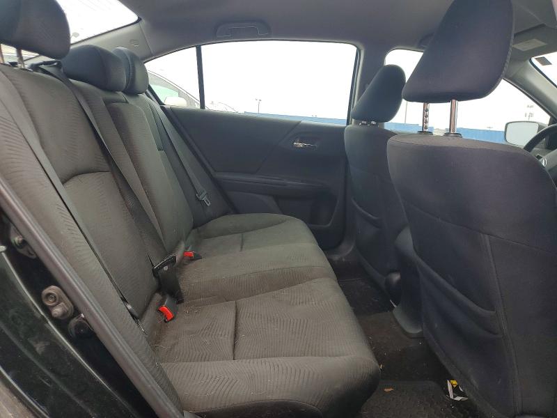 Photo 10 from auction – 2015 HONDA ACCORD with VIN 1HGCR2F36FA183005