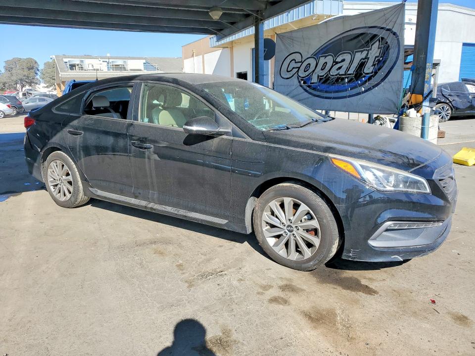 Photo 4 from auction – 2015 HYUNDAI SONATA with VIN 5NPE34AF3FH087217