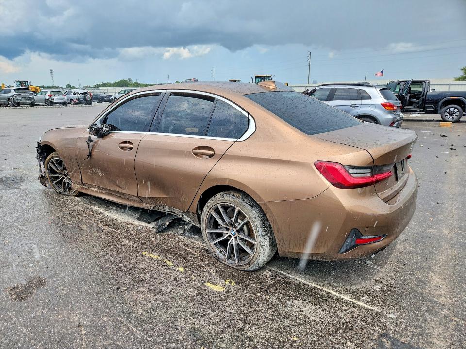 Photo 2 from auction – 2019 BMW 330I with VIN WBA5R1C54KAK11298