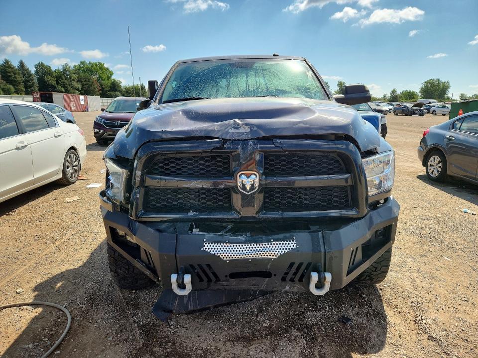 Photo 5 from auction – 2015 RAM 2500 with VIN 3C6UR5DL1FG670581
