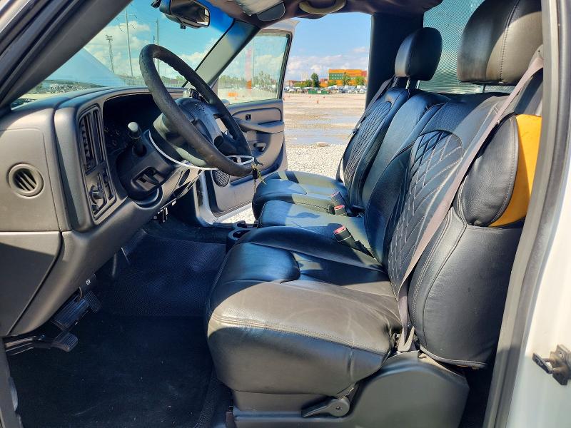 Photo 7 from auction – 2003 CHEVROLET SILVERADO with VIN 1GCEC14X33Z356128