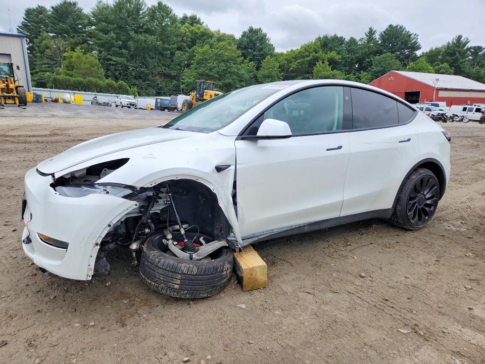 TESLA MODEL Y 2023 with VIN 7SAYGDEF1PF910192 - Photo from auction