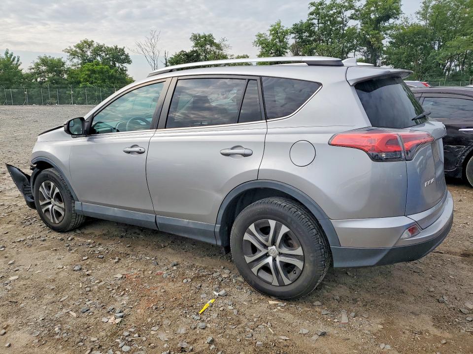 Photo 2 from auction – 2016 TOYOTA RAV4 with VIN 2T3BFREV0GW449734