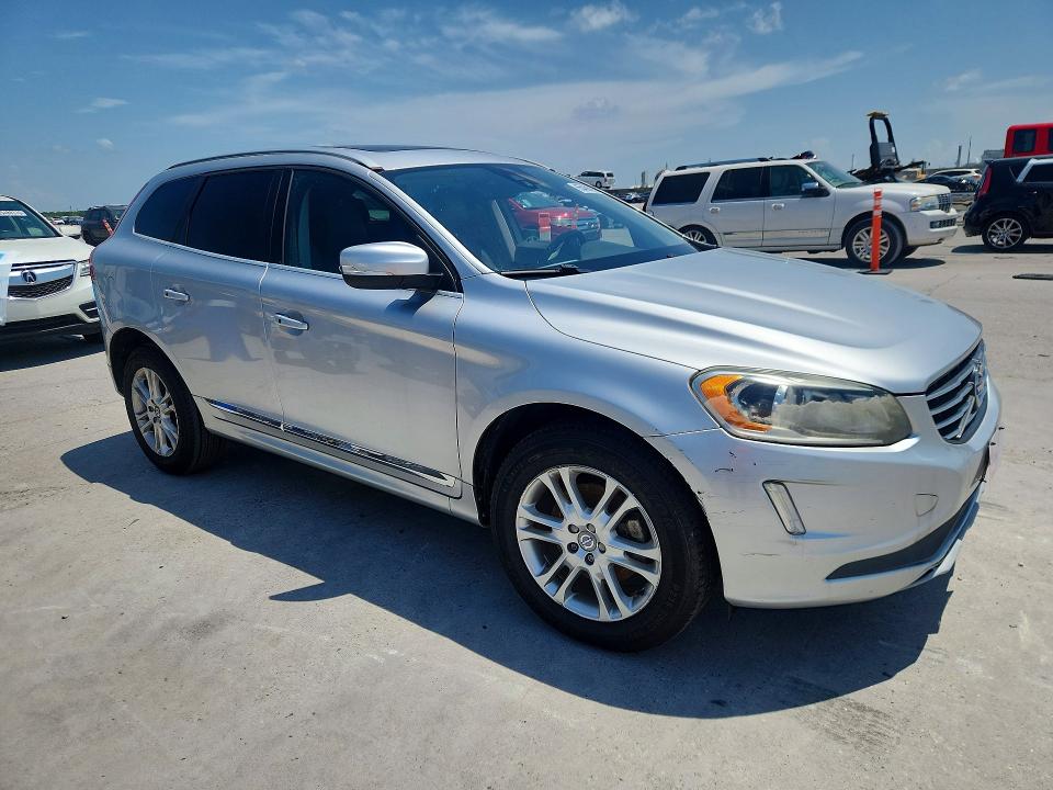 Photo 4 from auction – 2016 VOLVO XC60 with VIN YV440MDK0G2836682