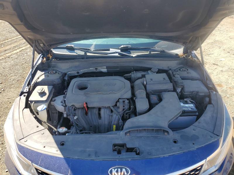 Photo 11 from auction – 2017 KIA OPTIMA with VIN 5XXGU4L31HG152279