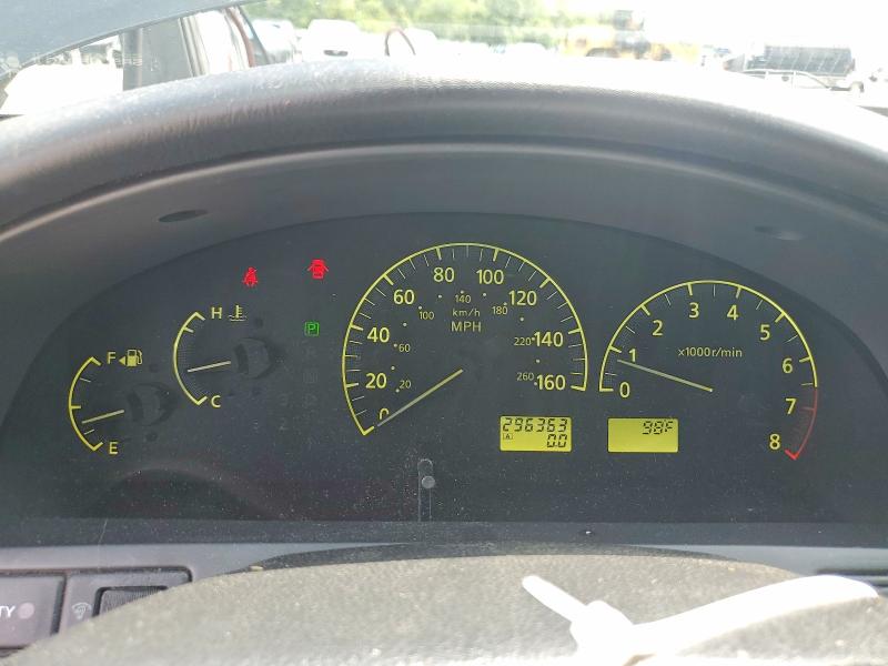 Photo 9 from auction – 2002 INFINITI I35 with VIN JNKDA31A02T007120