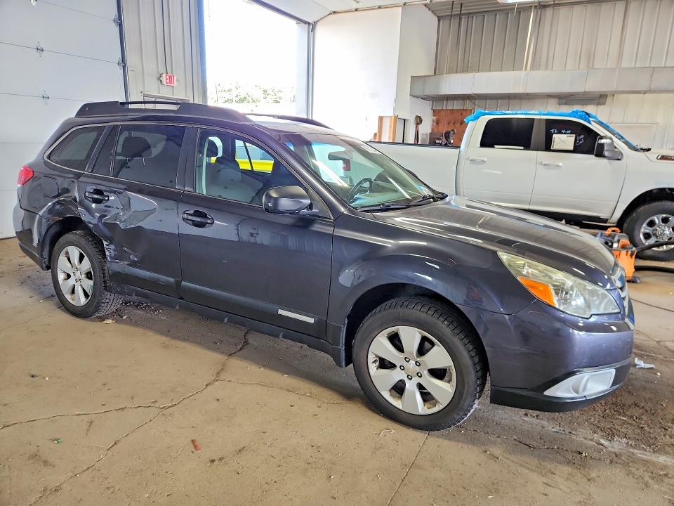 Photo 4 from auction – 2011 SUBARU OUTBACK with VIN 4S4BRCCC4B3313930