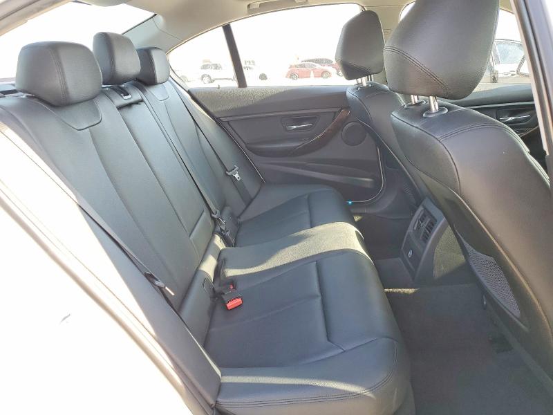 Photo 10 from auction – 2015 BMW 328 with VIN WBA3C1C58FP851350