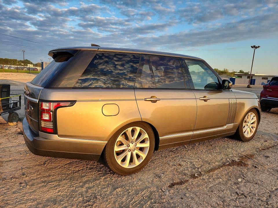 Photo 3 from auction – 2017 LAND ROVER RANGE ROVER with VIN SALGS2FV0HA328055