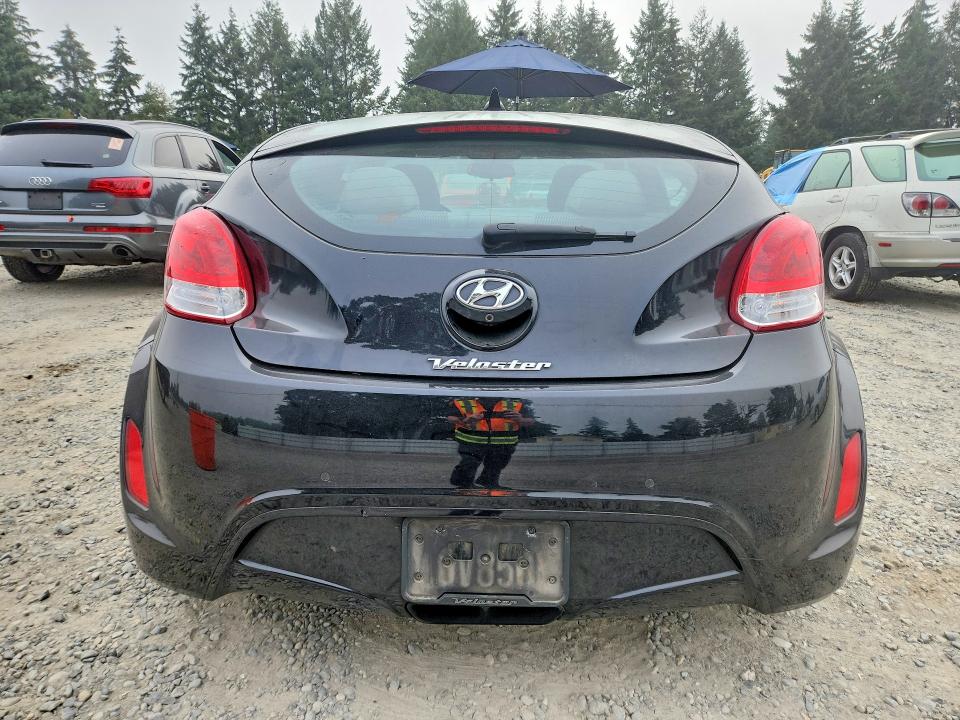 Photo 6 from auction – 2014 HYUNDAI VELOSTER with VIN KMHTC6AD0EU192394
