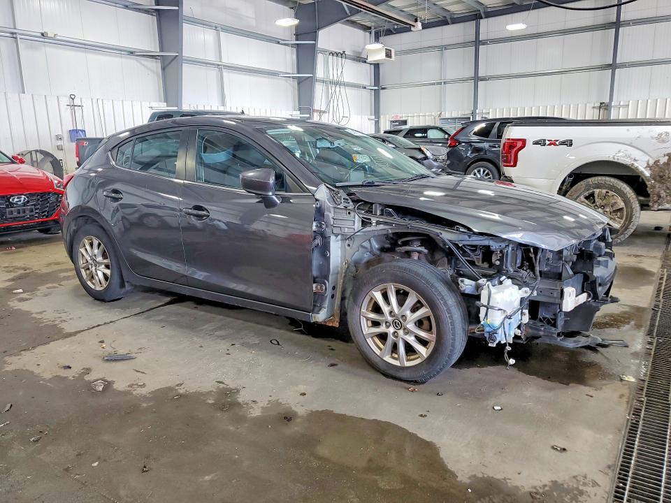 Photo 4 from auction – 2016 MAZDA 3 with VIN JM1BM1M76G1316713