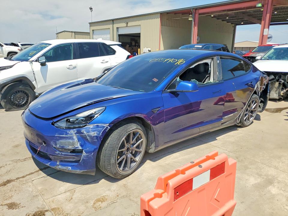 2023 TESLA MODEL 3 - Търг №65544096