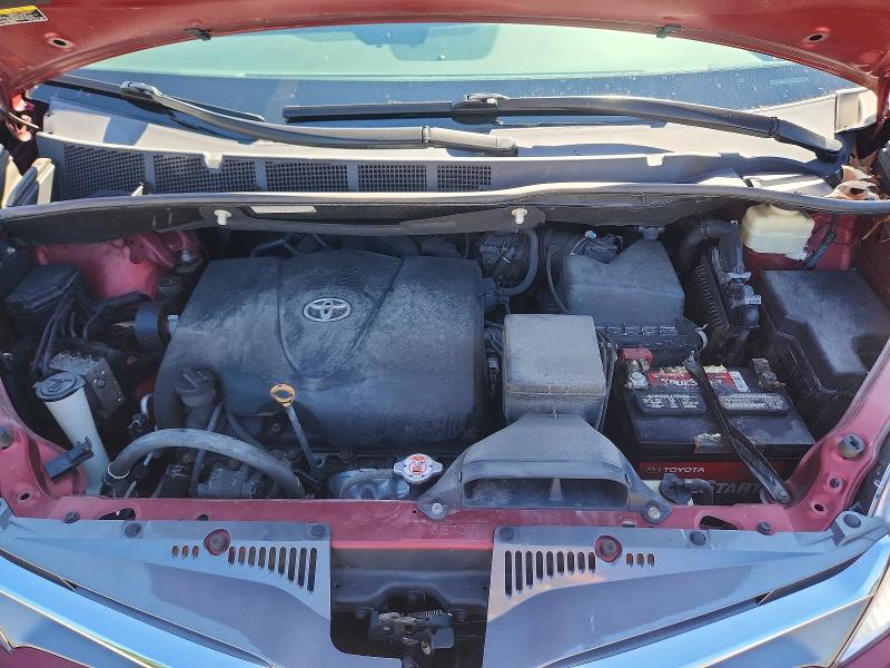 Photo 12 from auction – 2018 TOYOTA SIENNA with VIN 5TDYZ3DC5JS939982