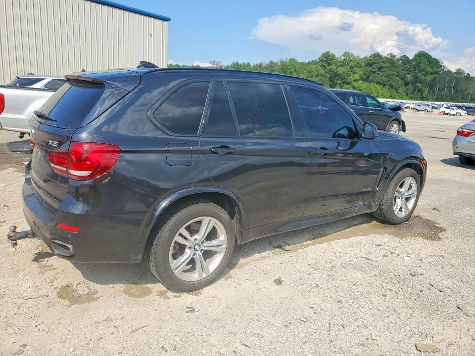 Foto 3 de la subasta – 2017 BMW X5 con VIN 5UXKR0C34H0V79380
