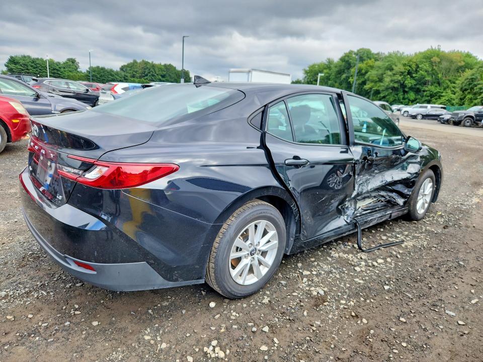 Снимка 3 от търг – 2025 TOYOTA CAMRY с VIN 4T1DAACK8SU602489