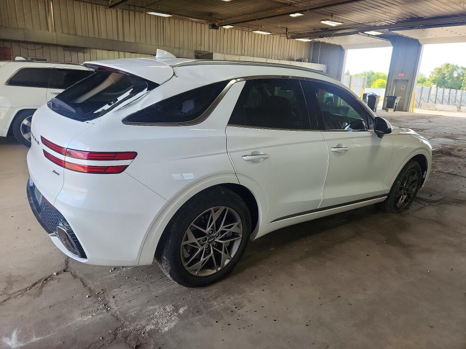 Photo 3 from auction – 2024 GENESIS GV70 with VIN 5NMMADTB1RH007331