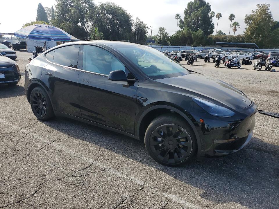Фото 4 с аукциона – 2024 TESLA MODEL Y с VIN 7SAYGDED4RF109760