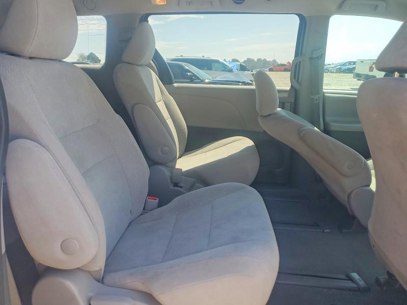 Photo 11 from auction – 2020 TOYOTA SIENNA with VIN 5TDZZ3DC9LS080211