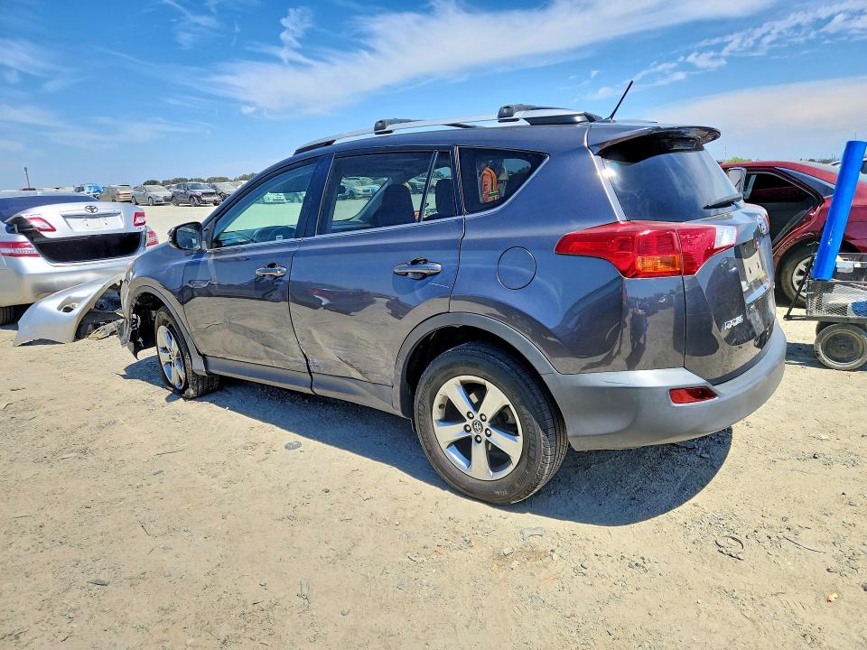 Photo 2 from auction – 2015 TOYOTA RAV4 with VIN 2T3WFREV1FW153833
