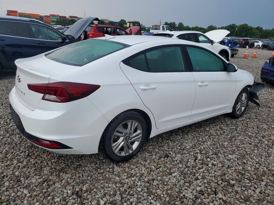 Снимка 3 от търг – 2019 HYUNDAI ELANTRA с VIN 5NPD84LF2KH458341
