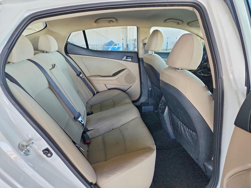 Photo 10 from auction – 2016 KIA OPTIMA with VIN KNAGM4ADXG5092630