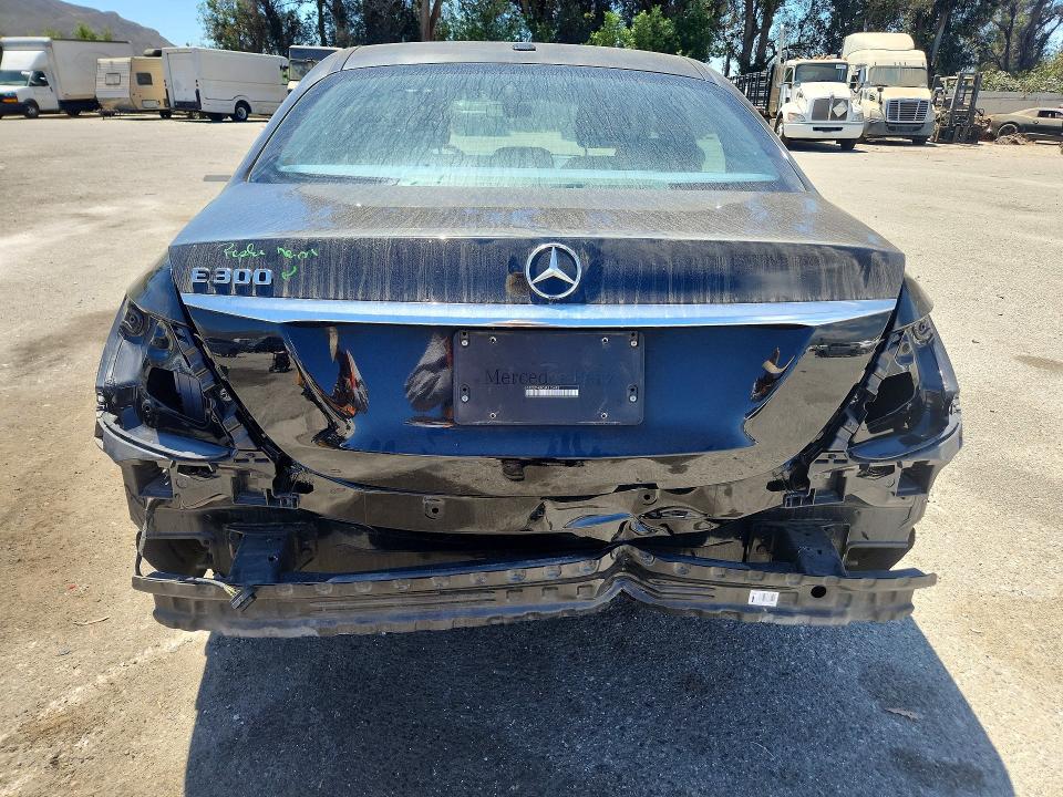 Photo 6 from auction – 2018 MERCEDES-BENZ E with VIN WDDZF4JB0JA315492