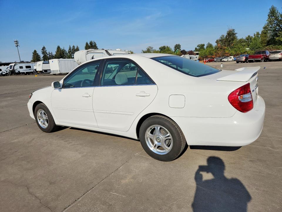 Photo 2 from auction – 2004 TOYOTA CAMRY with VIN JTDBE32K240264269