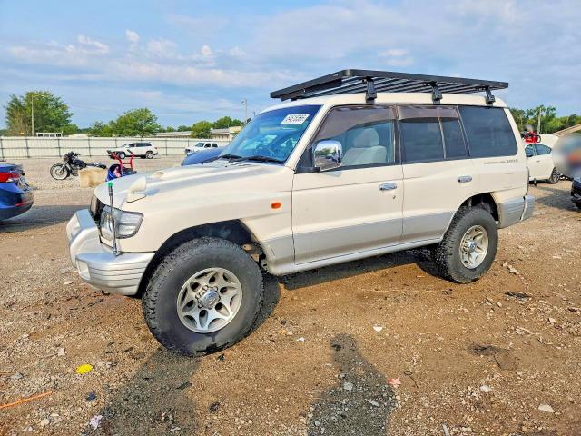 MITSUBISHI UT PAJERO 1997 with VIN V464401707 - Photo from auction