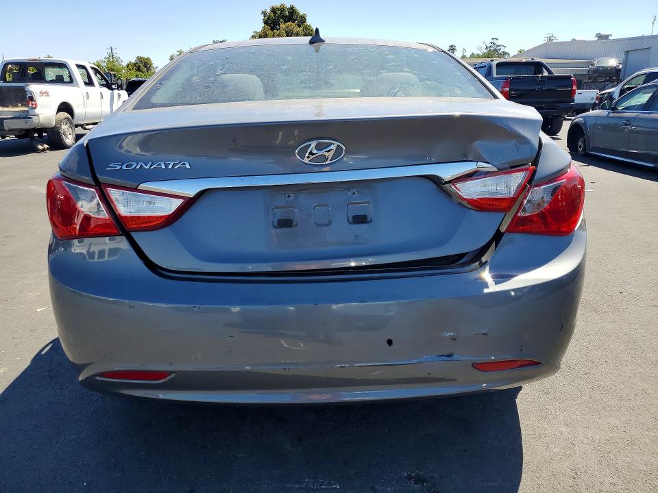 Photo 6 from auction – 2012 HYUNDAI SONATA with VIN 5NPEB4AC7CH440966
