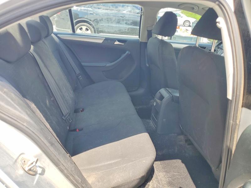 Photo 10 from auction – 2016 VOLKSWAGEN JETTA with VIN 3VWD67AJ4GM212341
