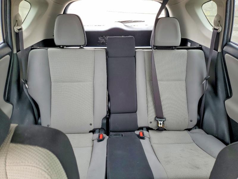 Photo 10 from auction – 2016 TOYOTA RAV4 with VIN JTMWFREV5GJ092924