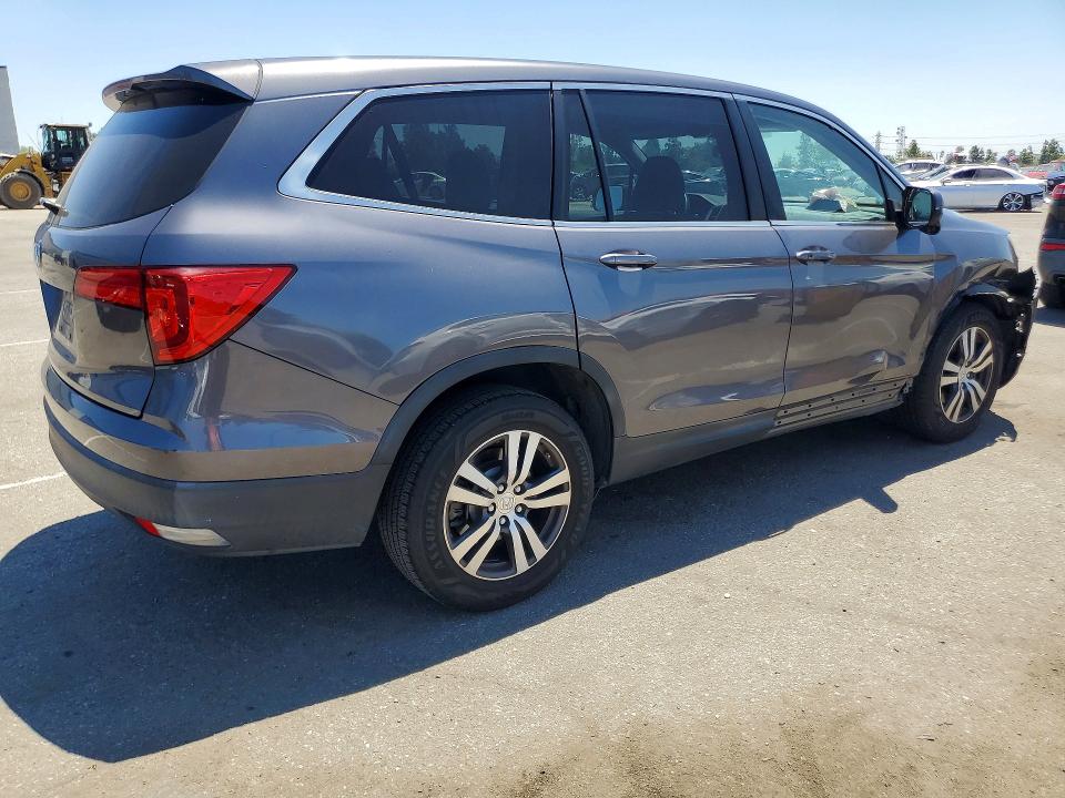 Photo 3 from auction – 2017 HONDA PILOT with VIN 5FNYF5H33HB014632