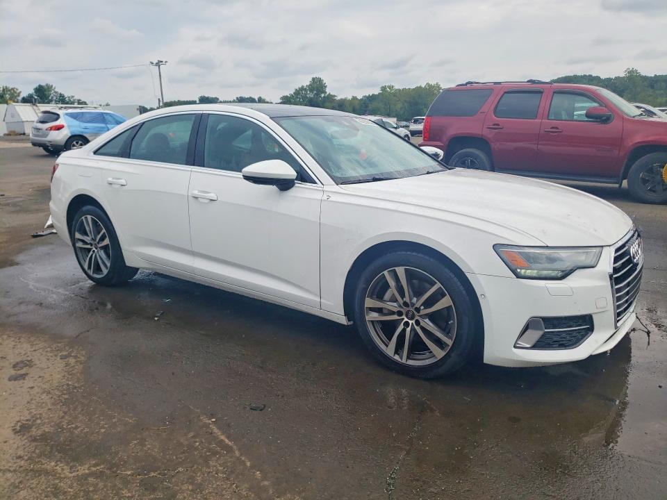 Фото 4 с аукциона – 2022 AUDI A6 с VIN WAUD3BF22NN057854