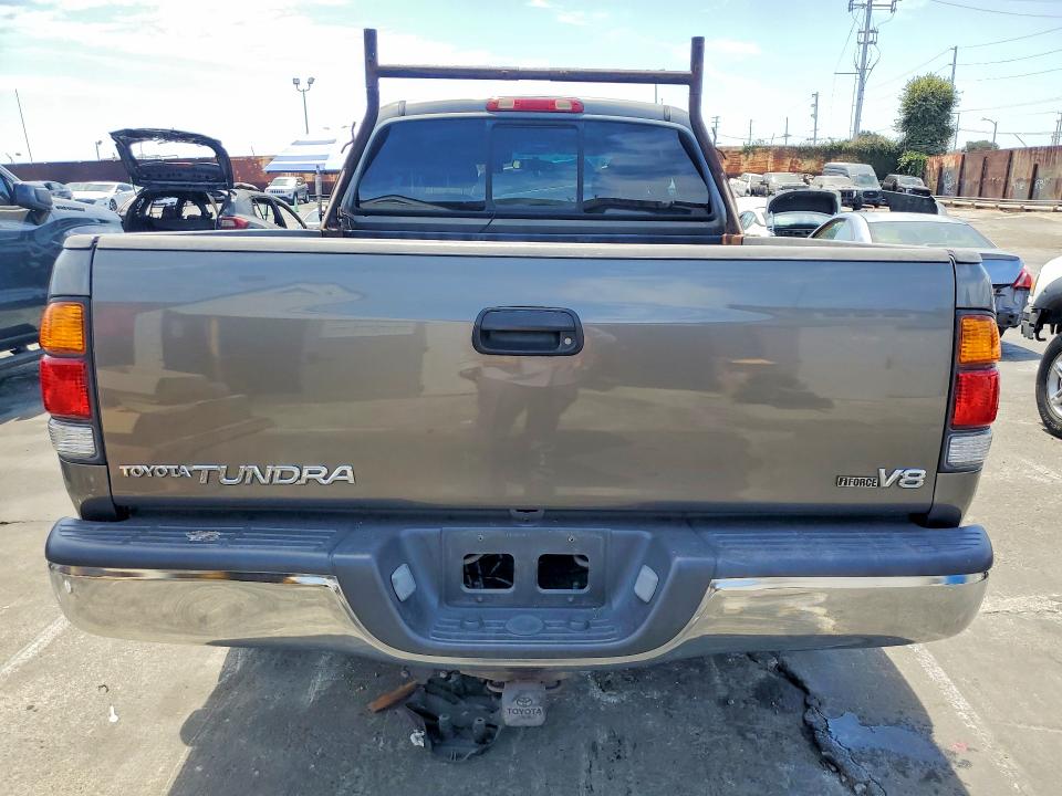Photo 6 from auction – 2004 TOYOTA TUNDRA with VIN 5TBRT34124S440977
