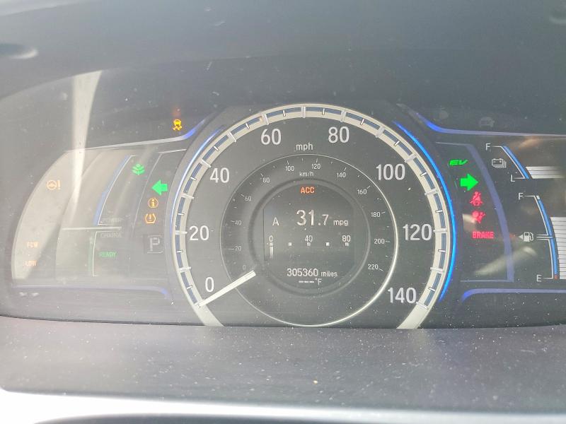 Photo 9 from auction – 2014 HONDA ACCORD with VIN 1HGCR6F70EA009312