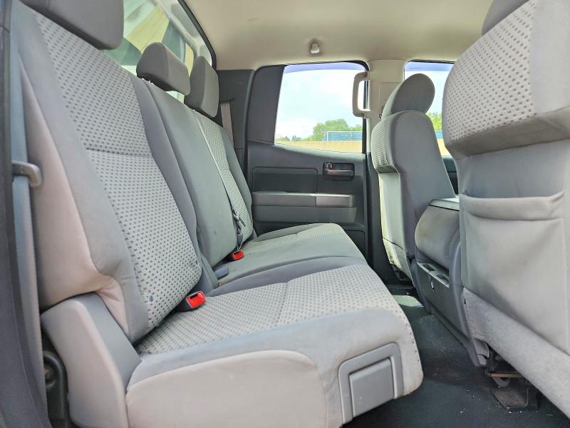 Photo 10 from auction – 2012 TOYOTA TUNDRA with VIN 5TFUW5F13CX227546