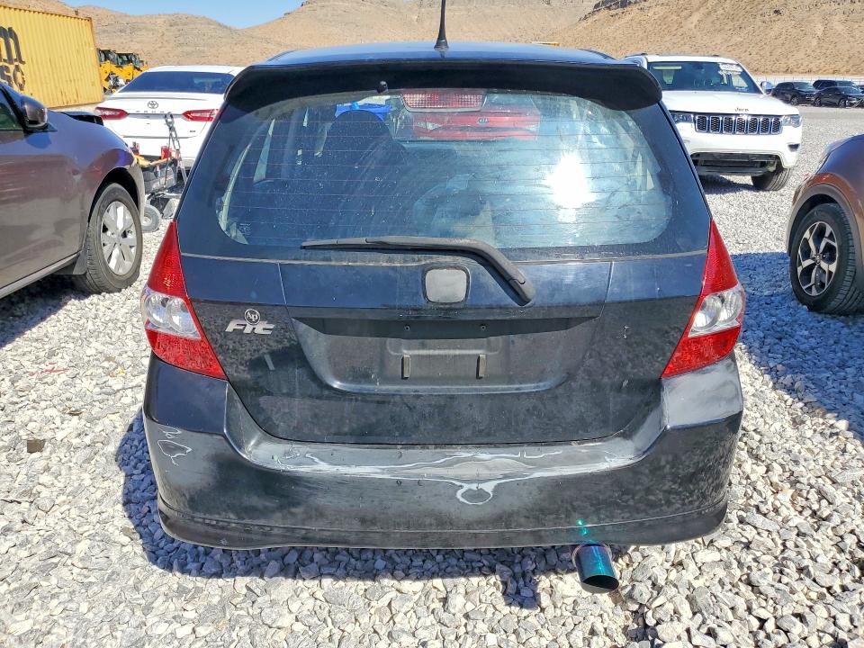 Photo 6 from auction – 2007 HONDA FIT with VIN JHMGD37637S004393