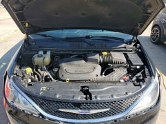 Photo 12 from auction – 2020 CHRYSLER PACIFICA with VIN 2C4RC1BG8LR139057