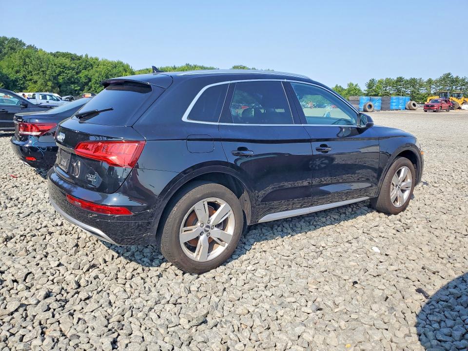 Photo 3 from auction – 2018 AUDI Q5 with VIN WA1BNAFY1J2077022