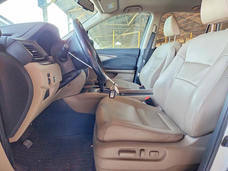 Photo 7 from auction – 2016 HONDA PILOT with VIN 5FNYF5H51GB027394