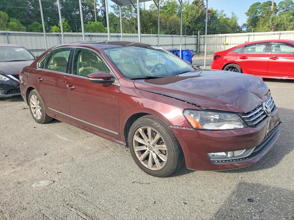 Photo 4 from auction – 2012 VOLKSWAGEN PASSAT with VIN 1VWCP7A32CC038291