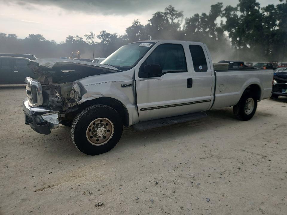 FORD F250 2000 with VIN 1FTNX20L9YEC95685 - Photo from auction