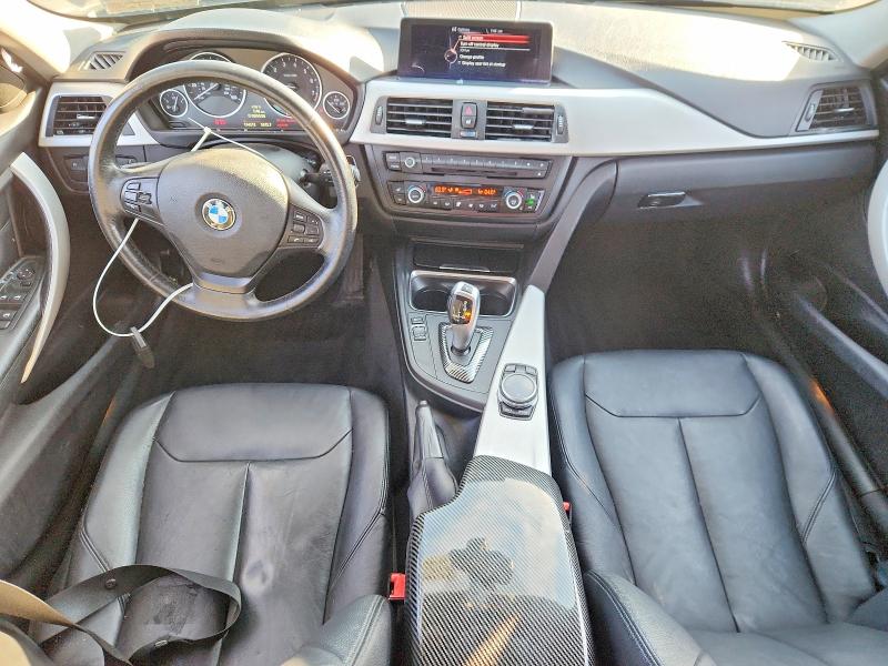 Photo 8 from auction – 2014 BMW 320 with VIN WBA3C3G55ENR25212