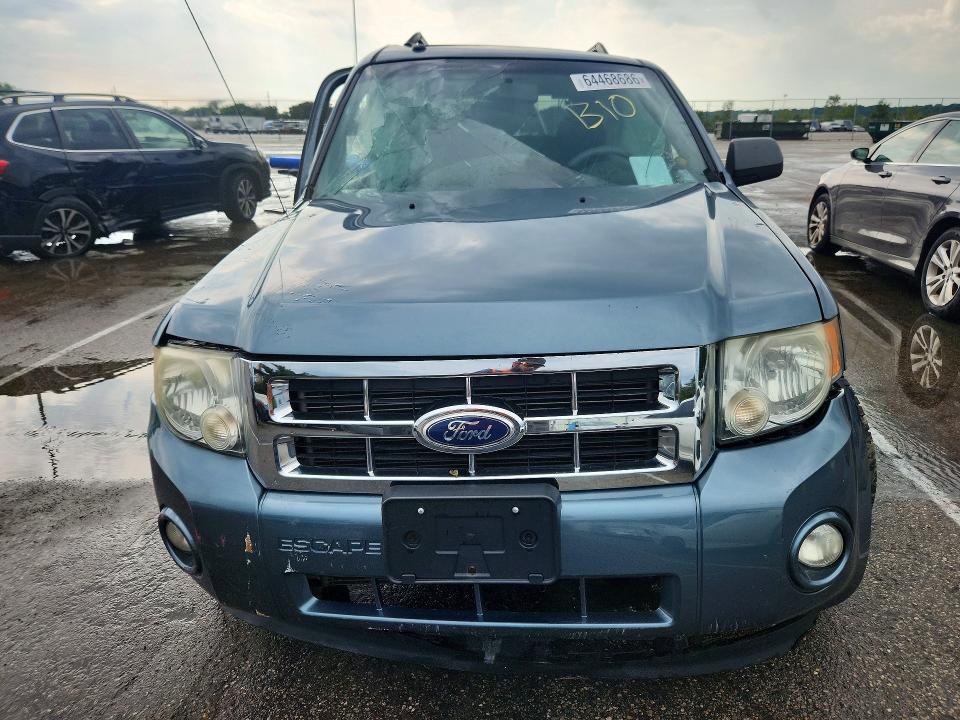 Photo 5 from auction – 2010 FORD ESCAPE with VIN 1FMCU0D75AKC50277