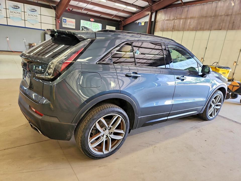 Photo 3 from auction – 2019 CADILLAC XT4 with VIN 1GYFZFR43KF117686