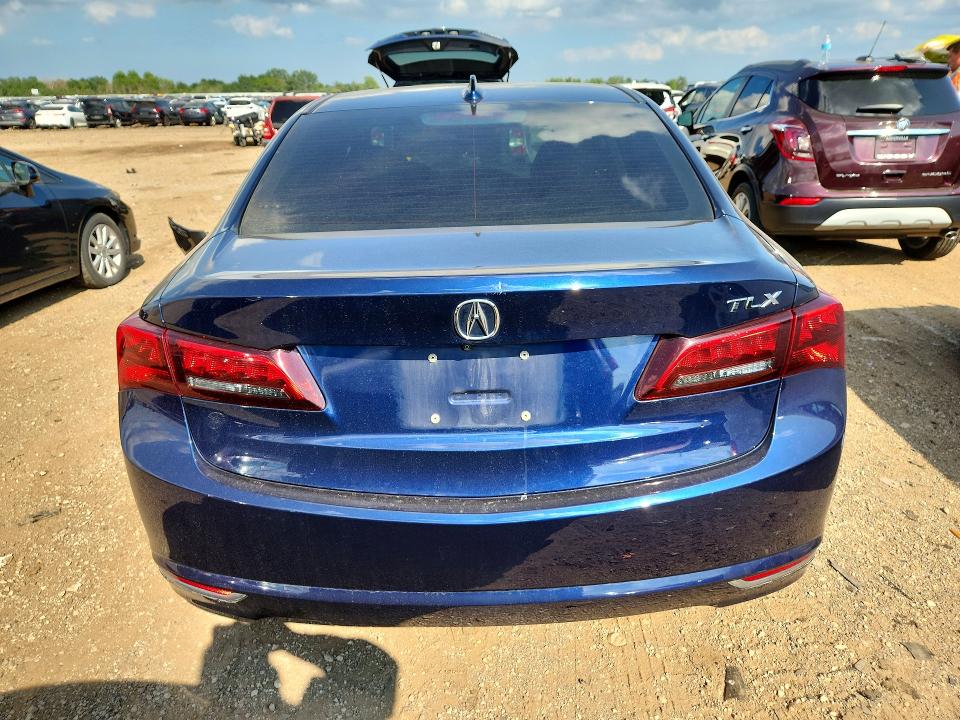 Photo 6 from auction – 2017 ACURA TLX with VIN 19UUB2F55HA002912