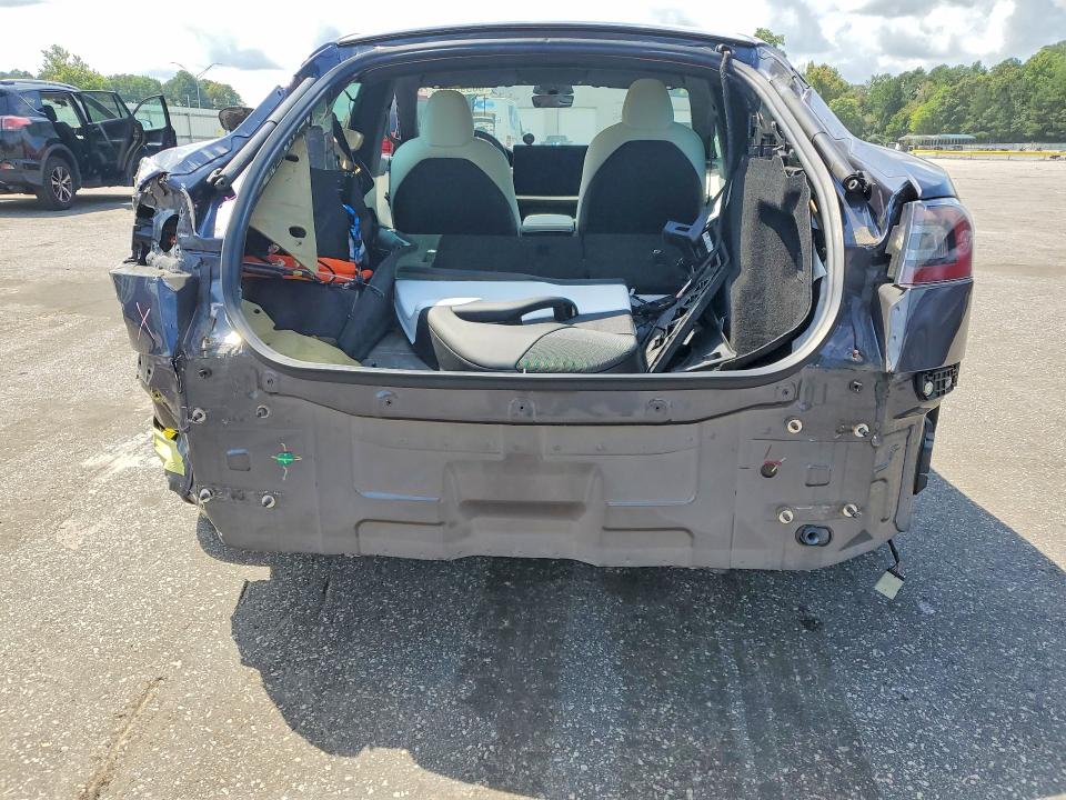 Photo 6 from auction – 2021 TESLA MODEL S with VIN 5YJSA1E5XMF451993