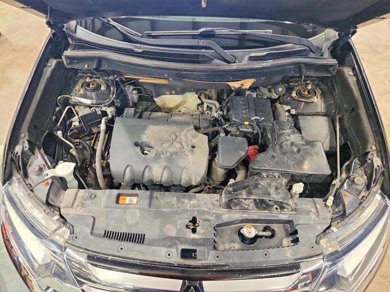Photo 12 from auction – 2016 MITSUBISHI OUTLANDER with VIN JA4AZ3A35GZ007062