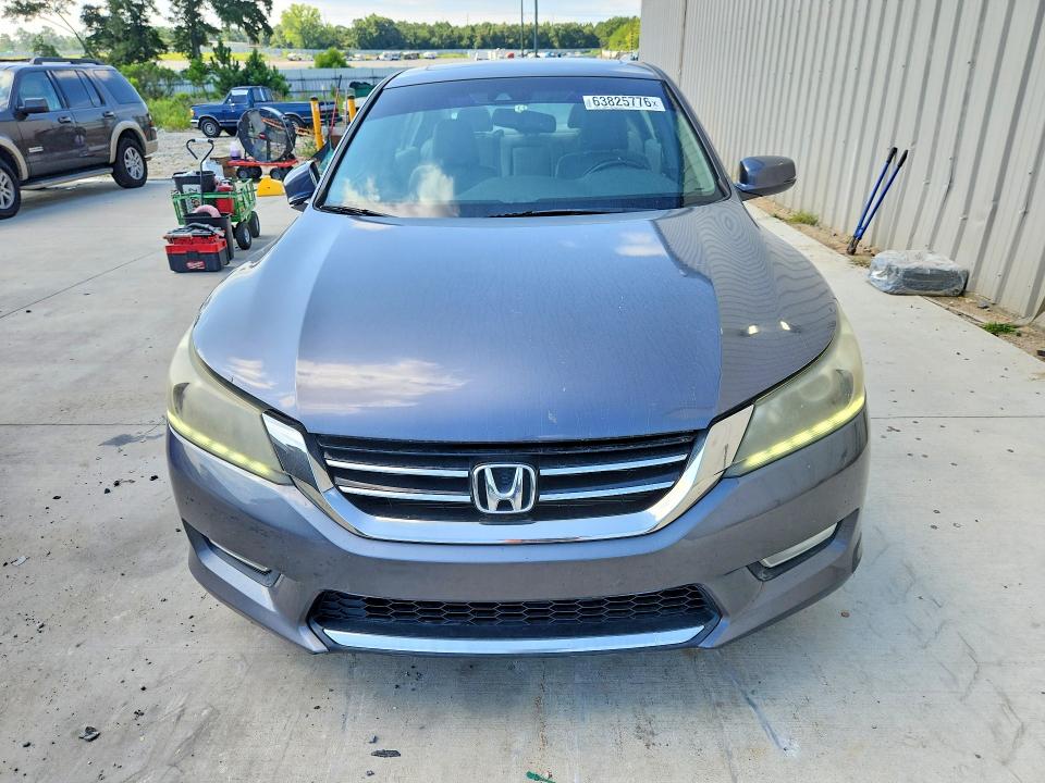 Photo 5 from auction – 2013 HONDA ACCORD with VIN 1HGCR3F87DA015436